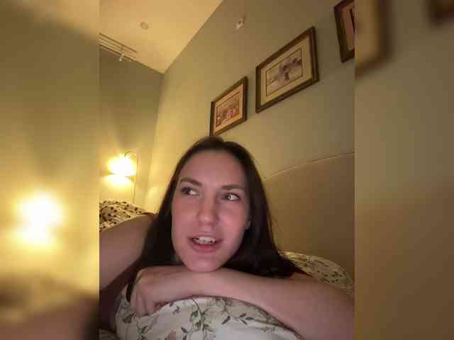 -Your-Michelle- webcam