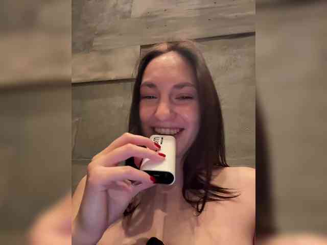 -Your-Michelle- webcam