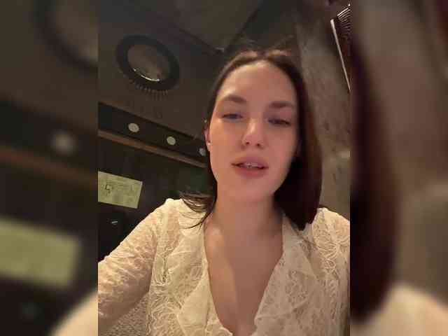 -Your-Michelle- webcam