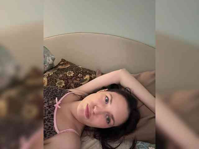 -Your-Michelle- webcam
