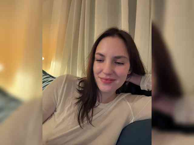 -Your-Michelle- webcam