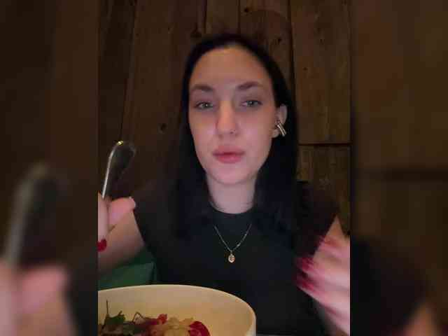 -Your-Michelle- webcam