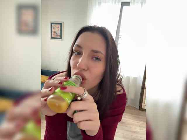 -Your-Michelle- webcam