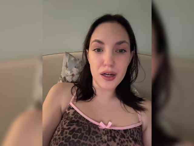 -Your-Michelle- webcam