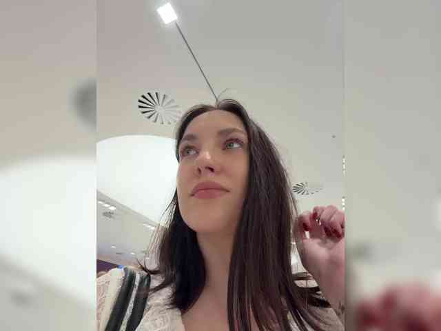-Your-Michelle- webcam