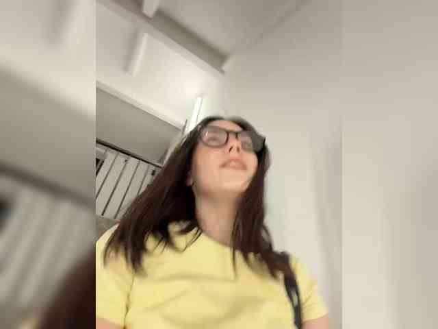 nude live webcam -Your-Michelle-