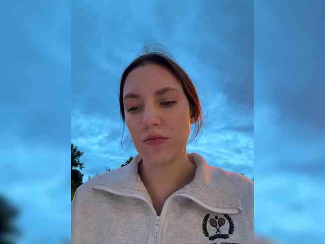 -Your-Michelle- webcam