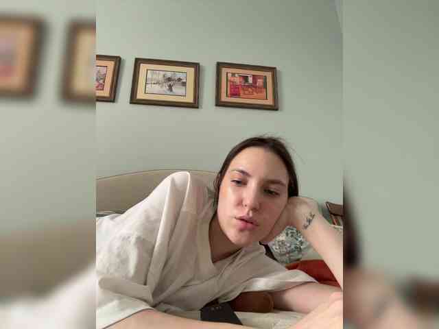 -Your-Michelle- webcam