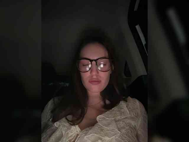 -Your-Michelle- webcam