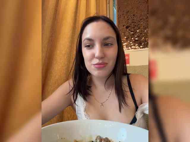 -Your-Michelle- webcam