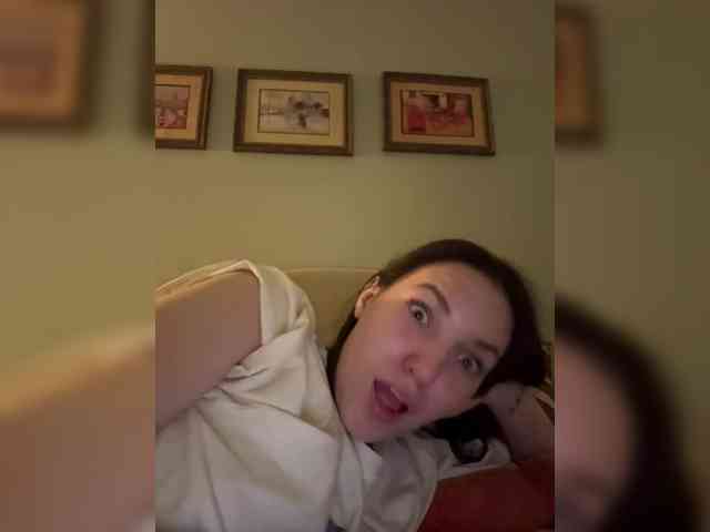 -Your-Michelle- webcam