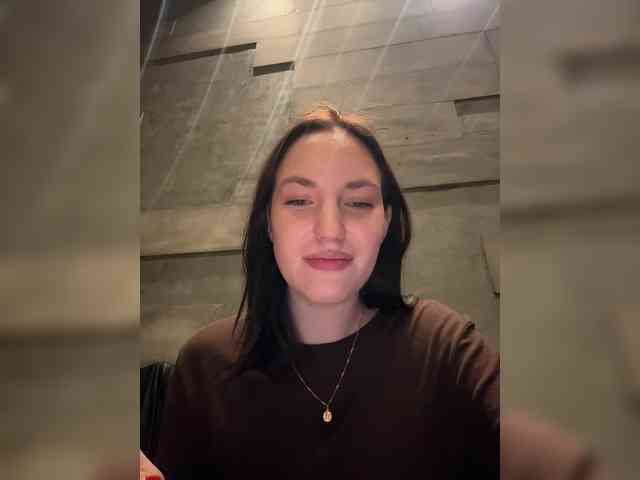 -Your-Michelle- webcam