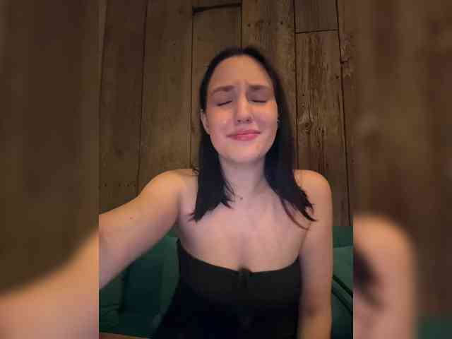 -Your-Michelle- webcam