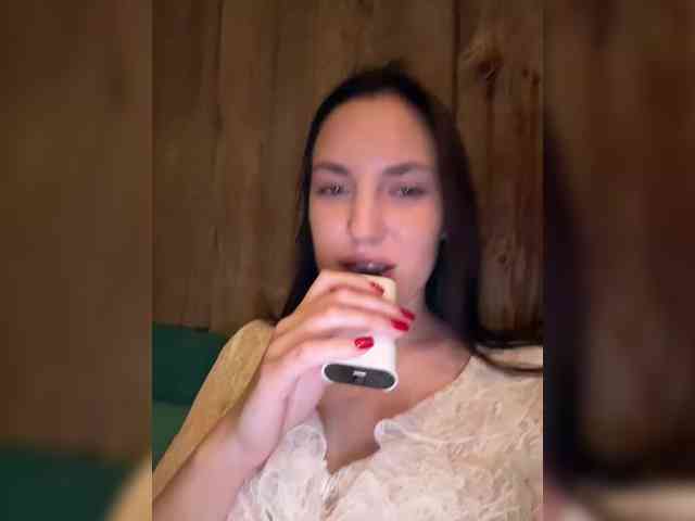 -Your-Michelle- webcam