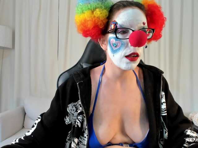 SaraDesireXO's BongaCams show and profile