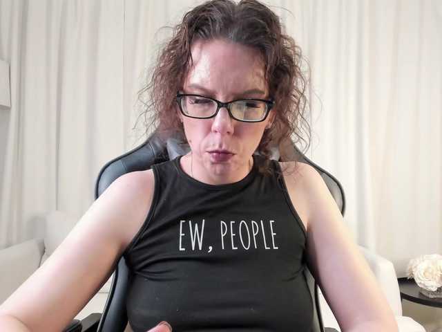 SaraDesireXO's BongaCams show and profile