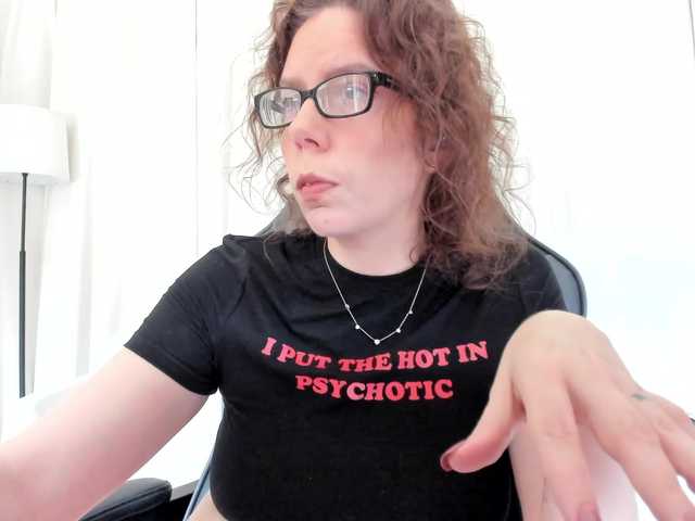 SaraDesireXO's BongaCams show and profile