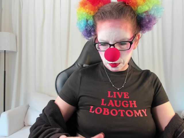 SaraDesireXO's BongaCams show and profile