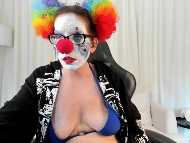 SaraDesireXO's BongaCams show and profile
