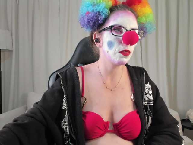 SaraDesireXO's BongaCams show and profile