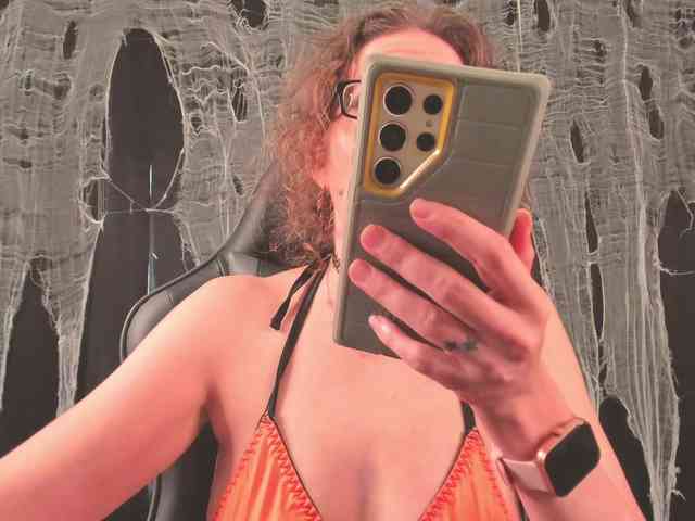 SaraDesireXO webcam