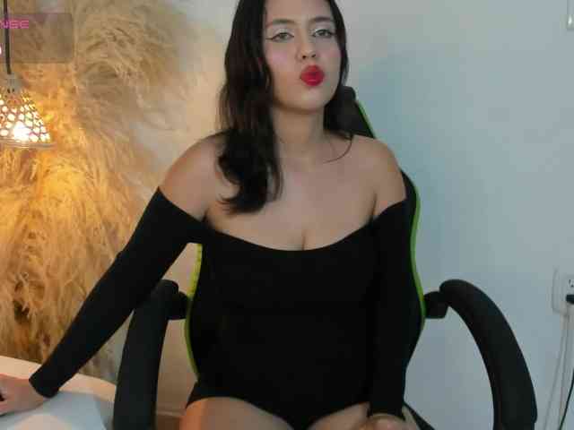 xiomara-joness webcam