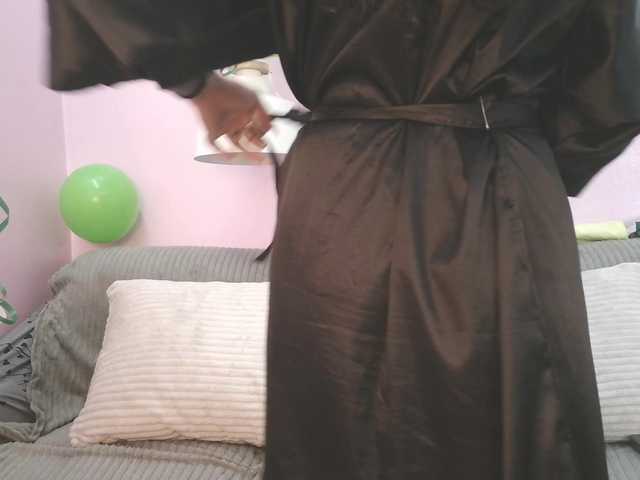 Hiyakasudere's BongaCams show and profile