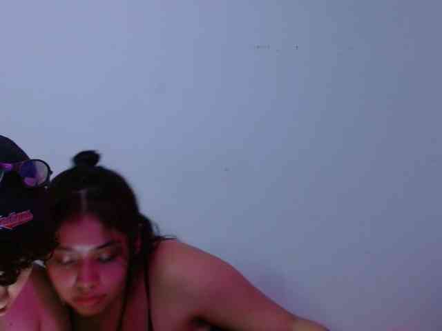 Girls-addicted-cum Live Webcam on BongaCams