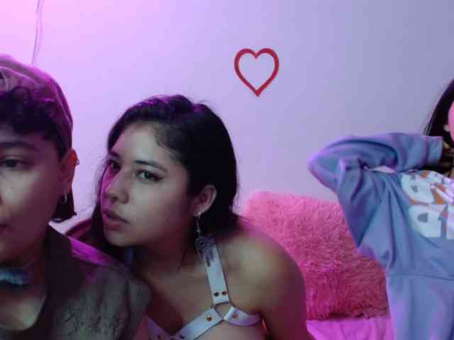 Girls-addicted-cum webcam