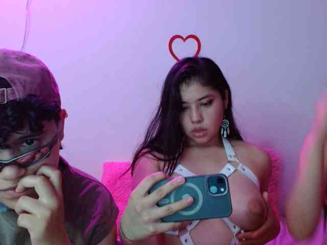 Girls-addicted-cum webcam