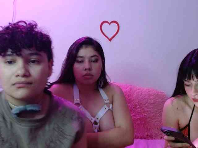 Girls-addicted-cum