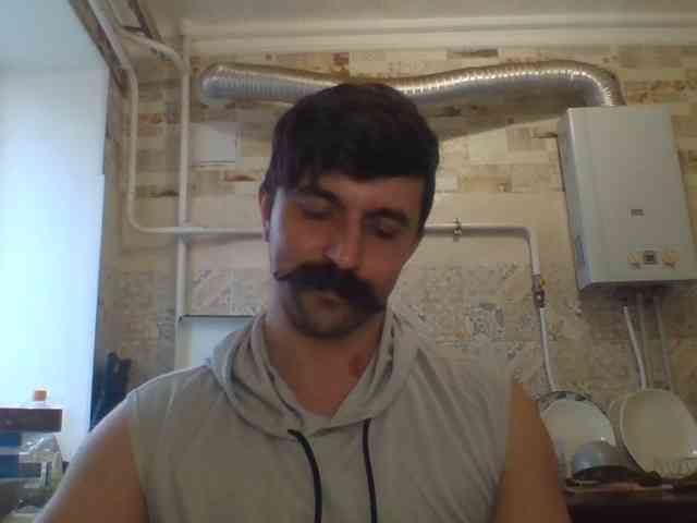 Elvar Live Webcam on BongaCams