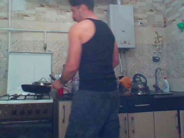 Elvar Live Webcam on BongaCams