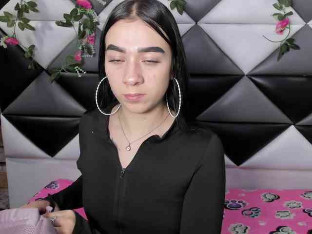 GabyThompson webcam