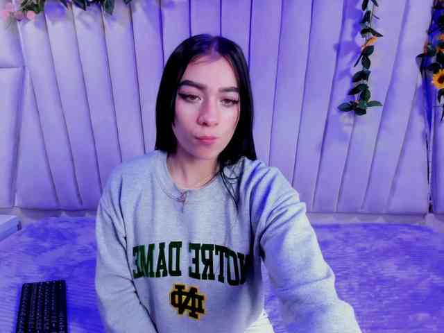 GabyThompson webcam