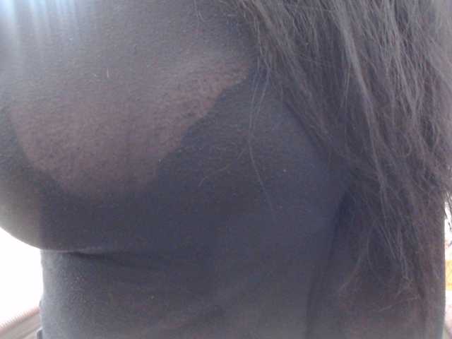 Auri5hot's BongaCams show and profile