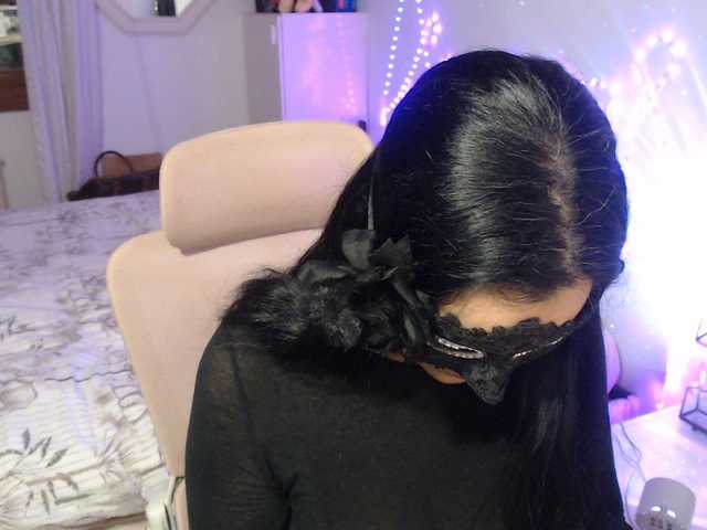 Auri5hot's BongaCams show and profile