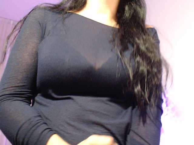 Auri5hot's BongaCams show and profile