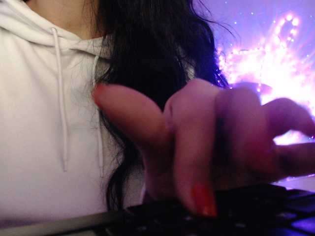 Auri5hot's BongaCams show and profile