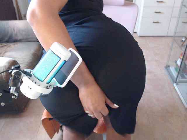 online chatting Auri5hot