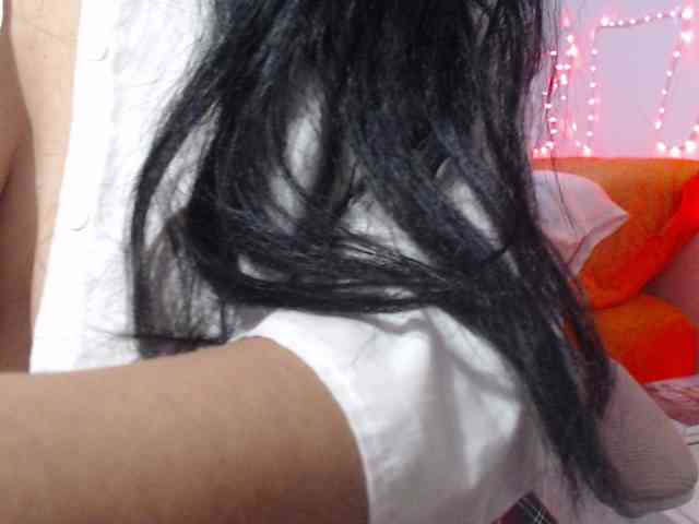 Auri5hot Live Webcam on BongaCams