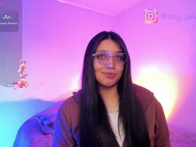 Morgaann's BongaCams show and profile