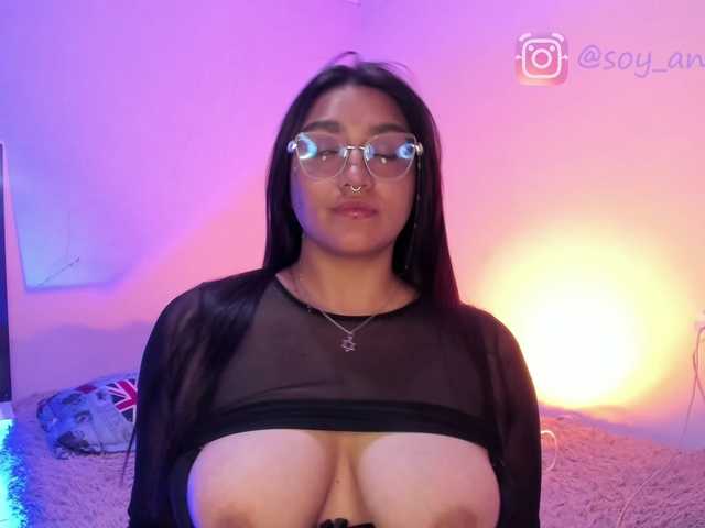Morgaann's BongaCams show and profile