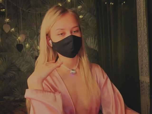 Meeeeow from BongaCams is Freechat