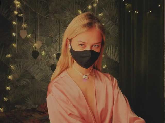 Meeeeow from BongaCams is Freechat