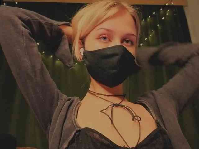 EternalOphelia webcam