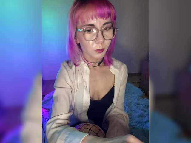DaisyDuck's BongaCams show and profile
