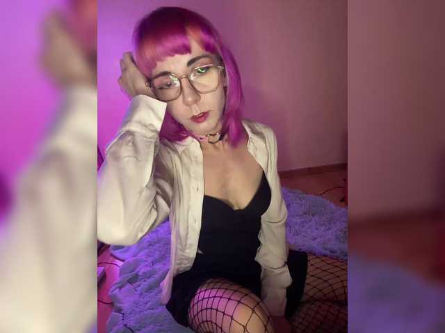 DaisyDuck's BongaCams show and profile