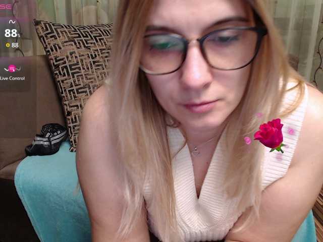 missbella95's BongaCams show and profile