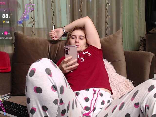 missbella95's BongaCams show and profile